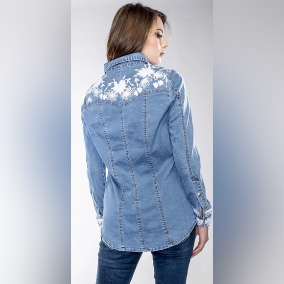 Vintage Collection denim embroidered western shirt Rodeo PBR stagecoach RTL $135 - Picture 2 of 3